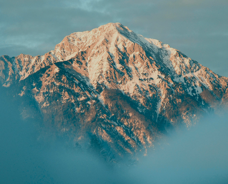 Montanha simbolizando estratégia